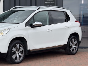Used Peugeot 2008 2015 for sale - 75666636: Photo