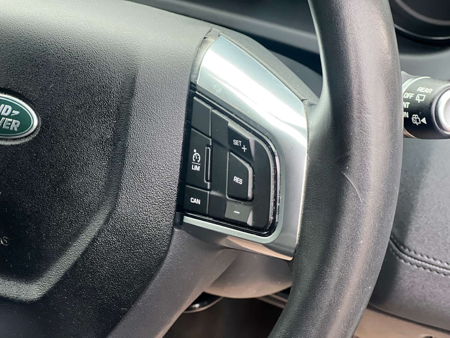 Used Land Rover Discovery Sport 2017 for sale - 77366805: Photo 24