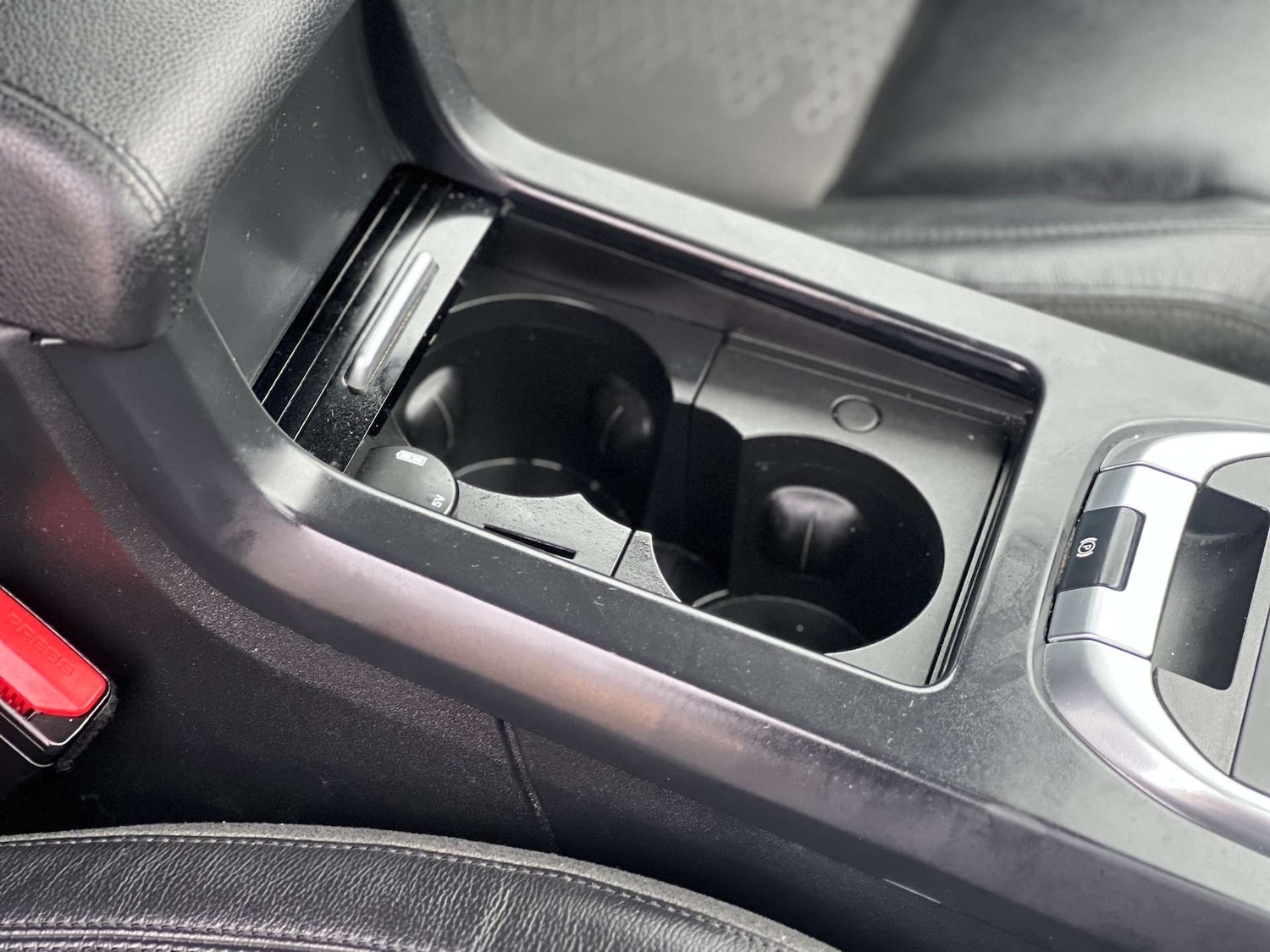 Used Land Rover Discovery Sport 2017 for sale - 77366805: Photo 28