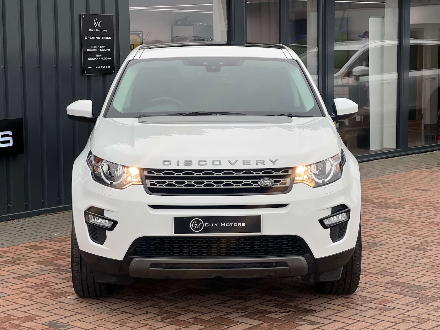 Used Land Rover Discovery Sport 2017 for sale - 77366805: Photo 3