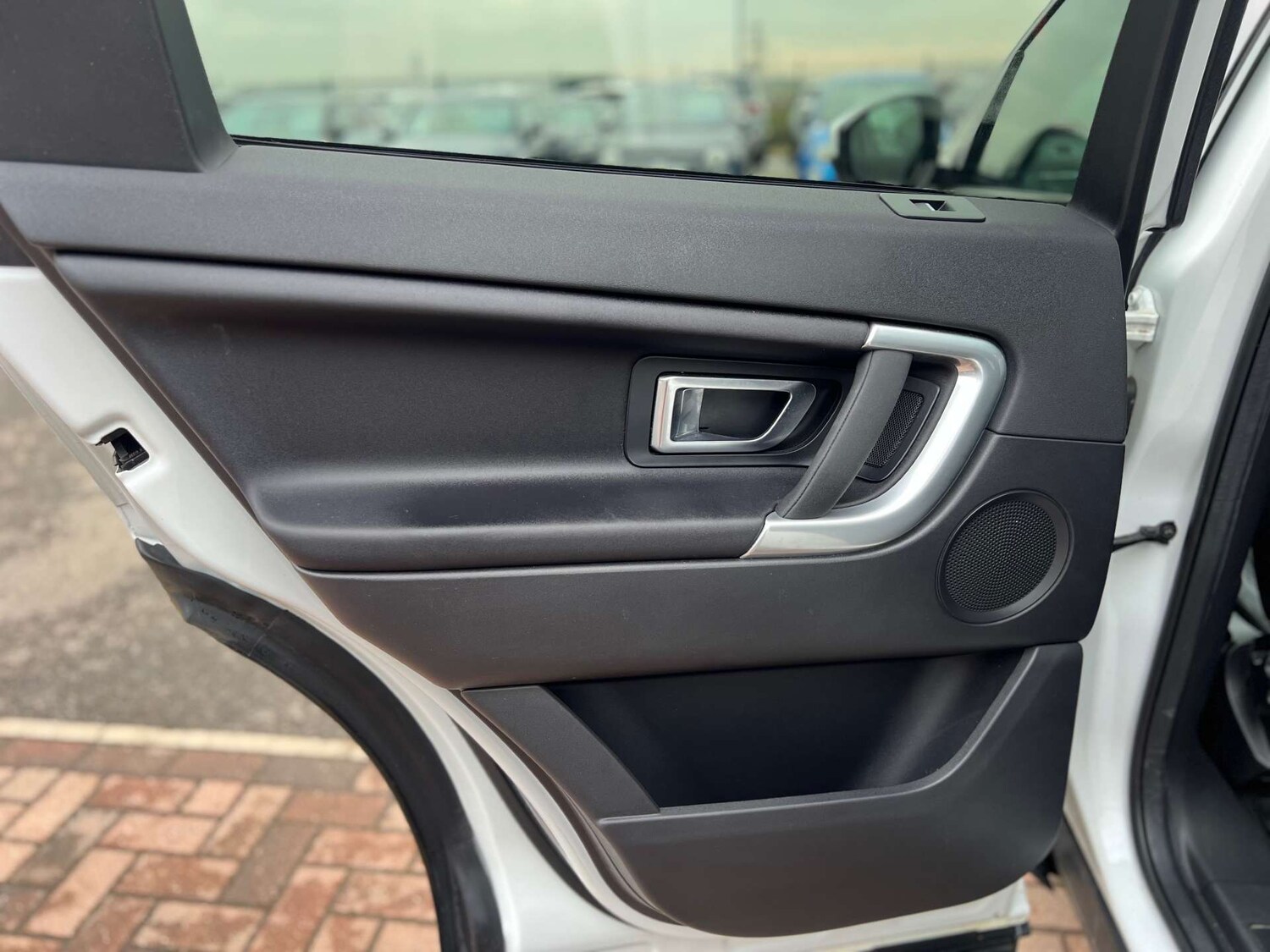 Used Land Rover Discovery Sport 2017 for sale - 77366805: Photo 68