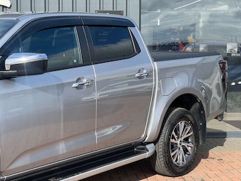 Used Isuzu D-Max 2025 for sale - 77653010: Photo