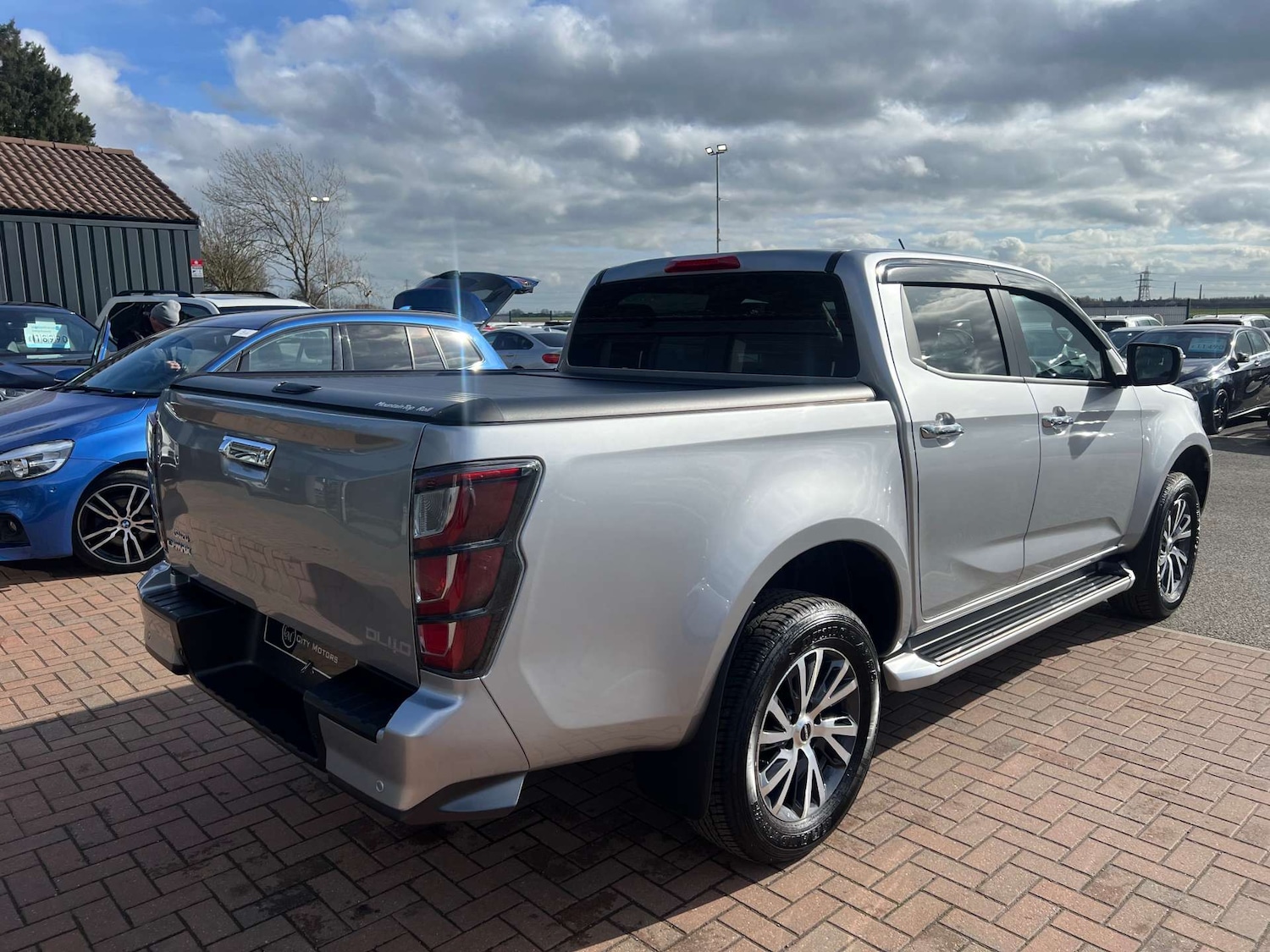 Used Isuzu D-Max 2025 for sale - 77653010: Photo 5