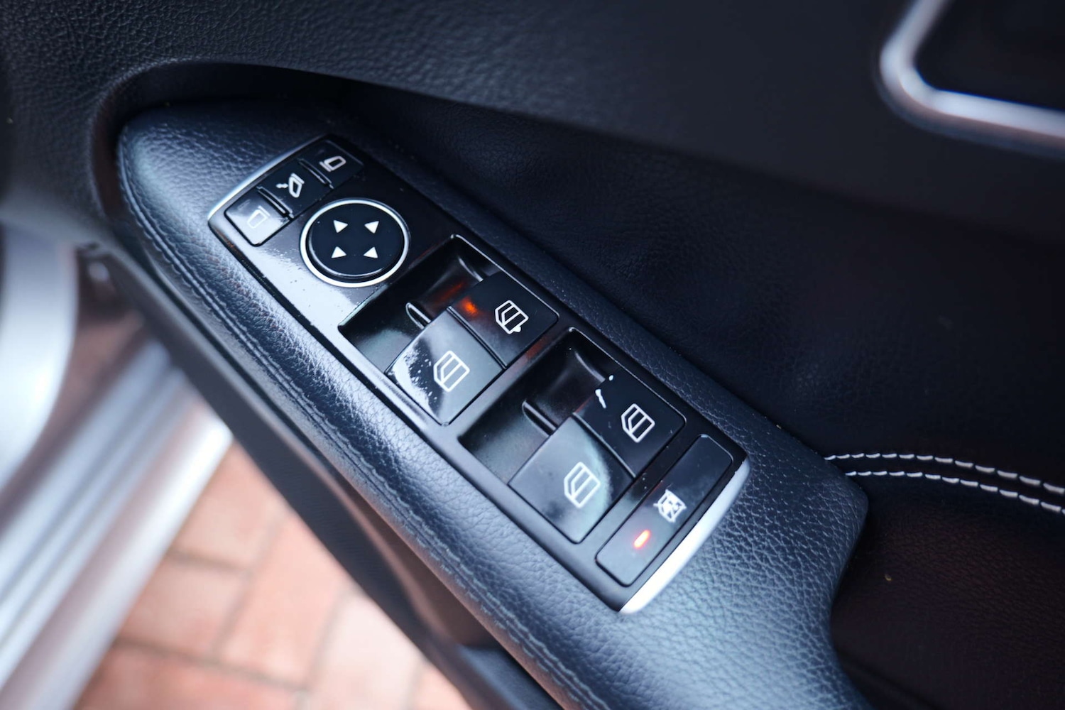 Used Mercedes-Benz E Class 2015 for sale - 76495869: Photo 26