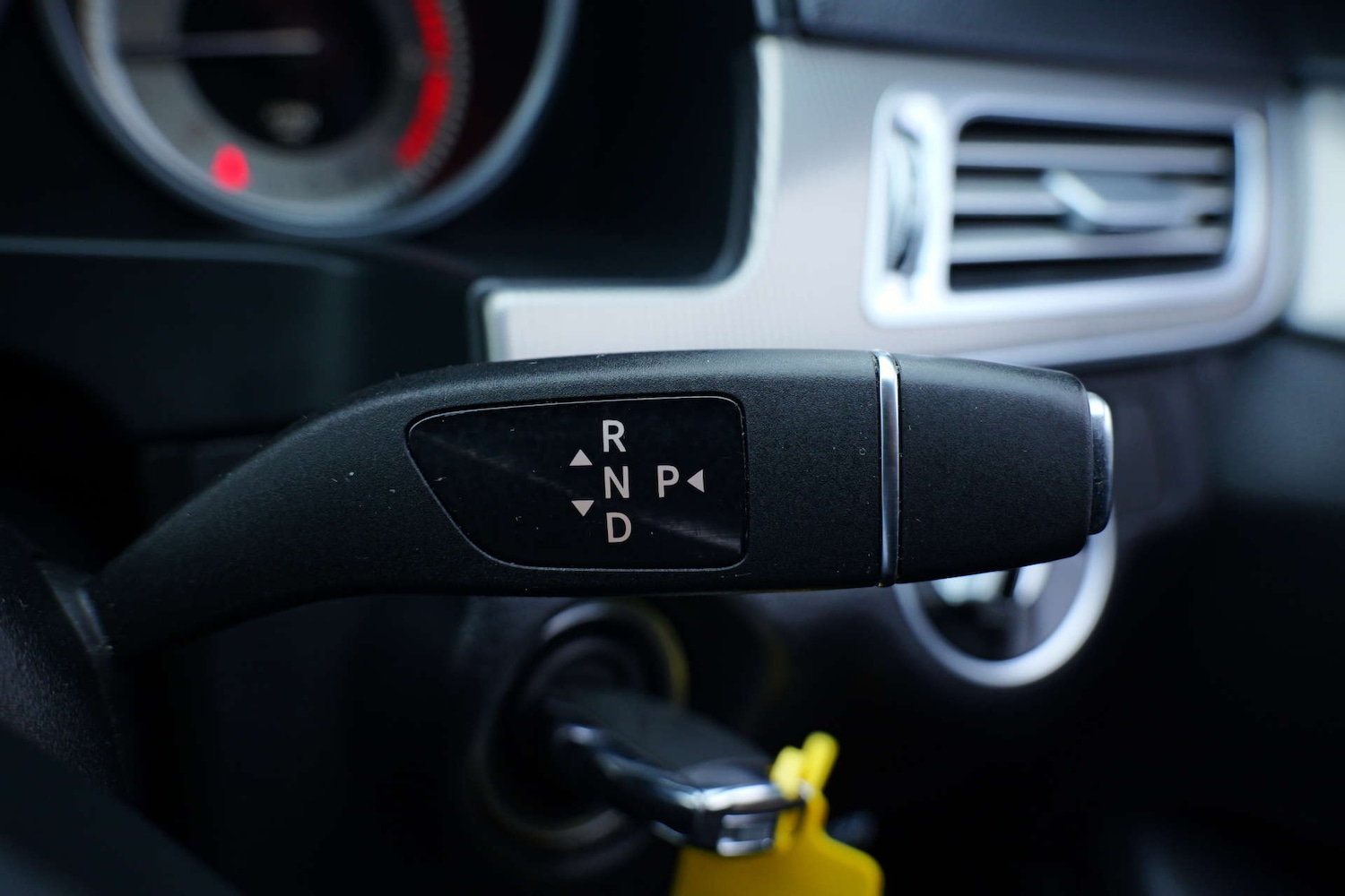 Used Mercedes-Benz E Class 2015 for sale - 76495869: Photo 39