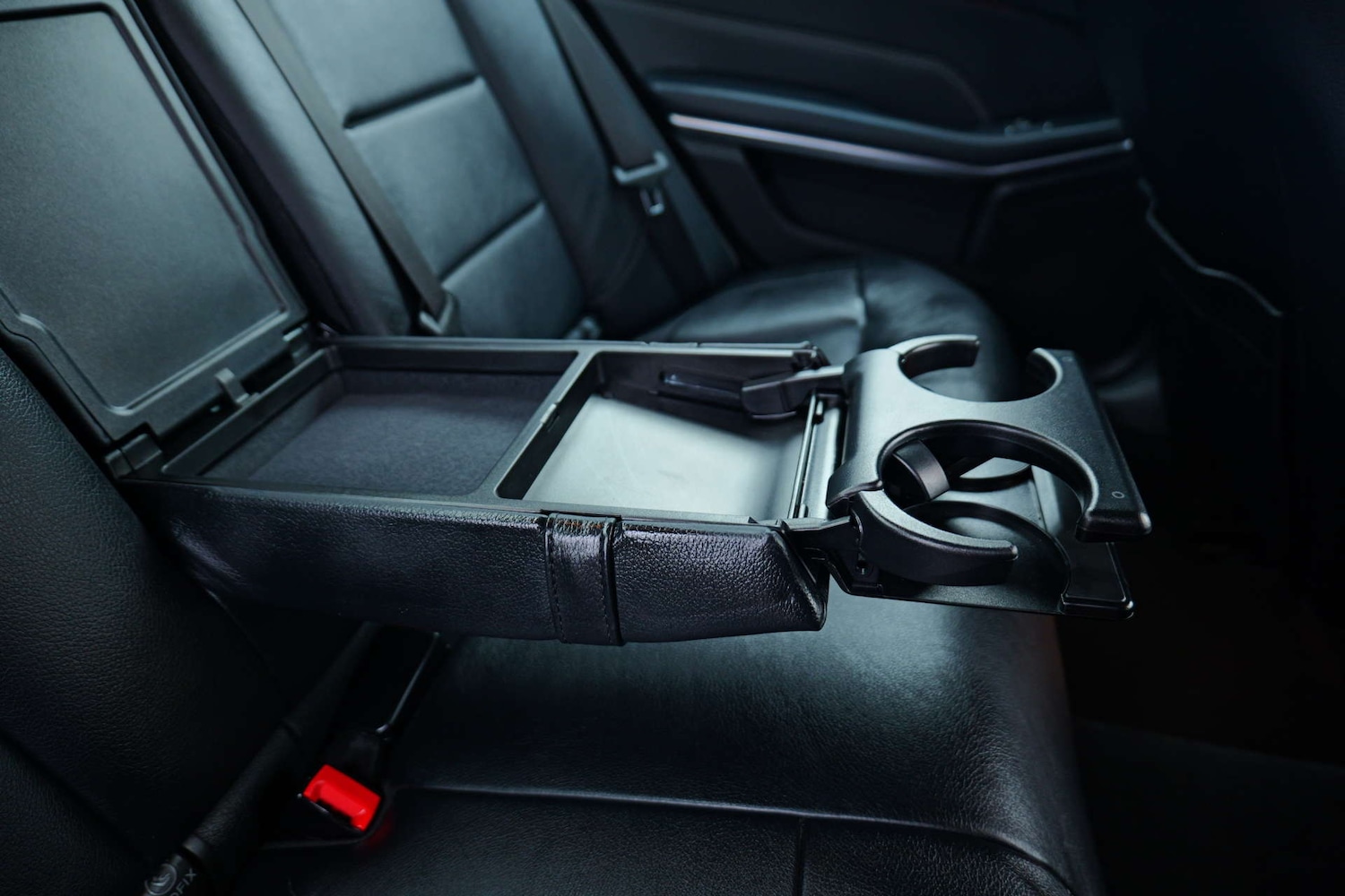 Used Mercedes-Benz E Class 2015 for sale - 76495869: Photo 64