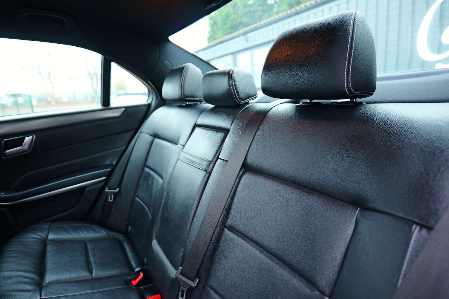 Used Mercedes-Benz E Class 2015 for sale - 76495869: Photo 67