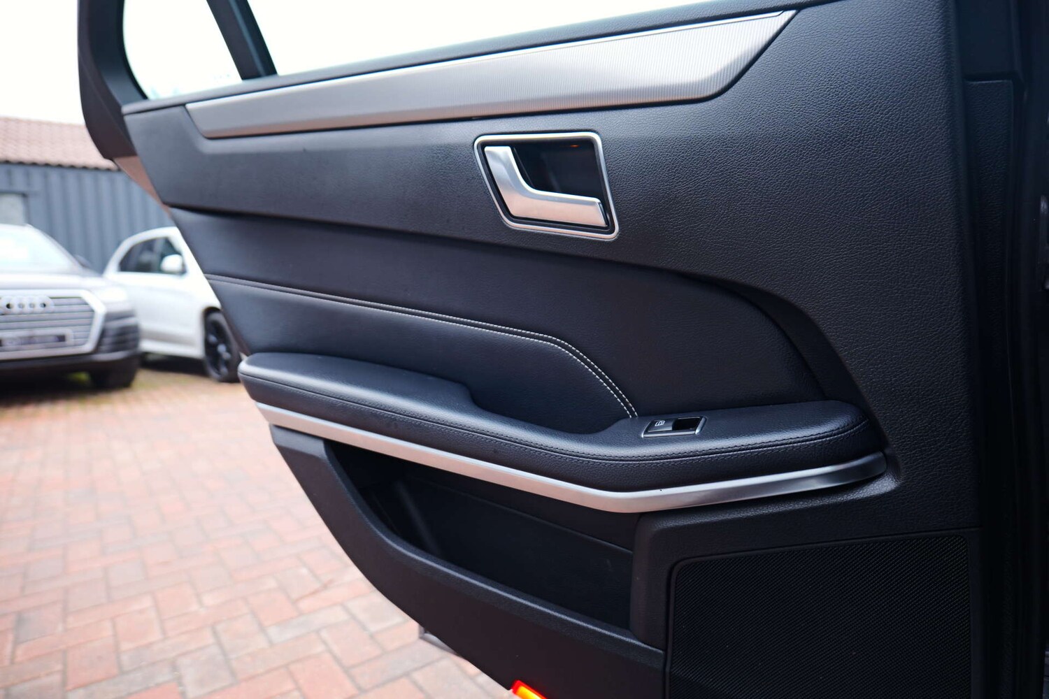 Used Mercedes-Benz E Class 2015 for sale - 76495869: Photo 68