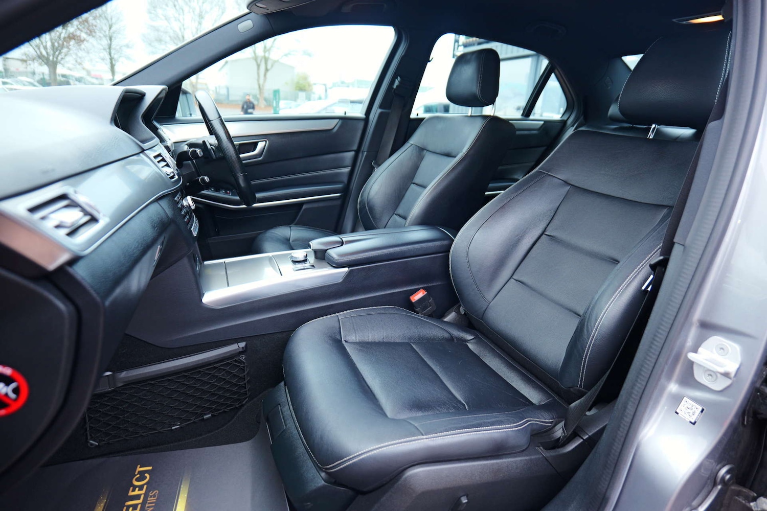 Used Mercedes-Benz E Class 2015 for sale - 76495869: Photo 73