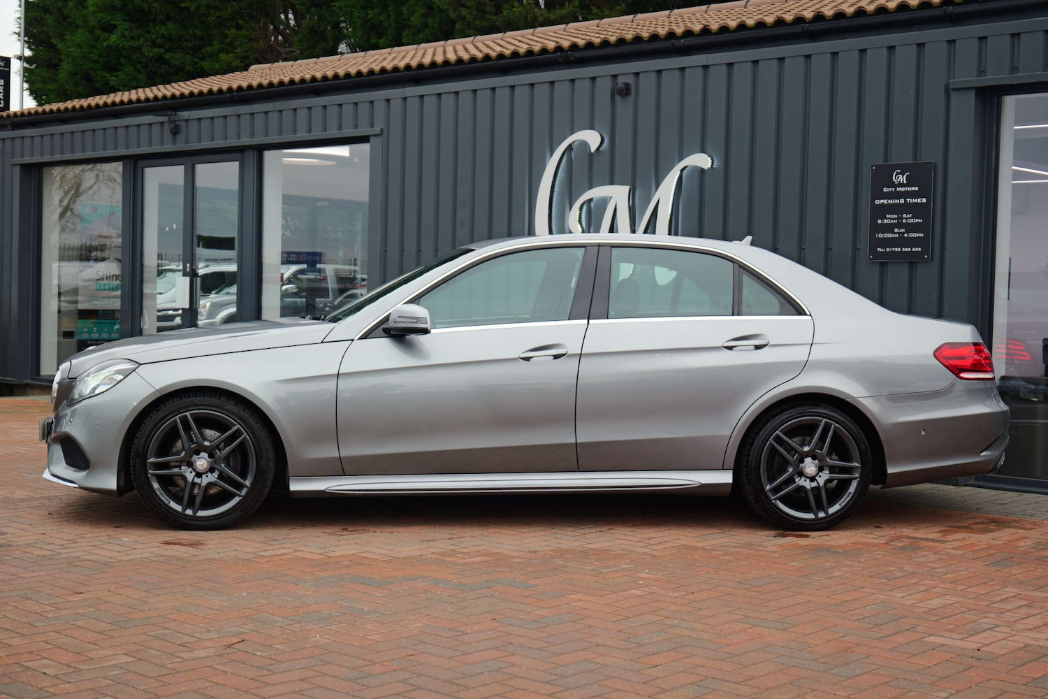 Used Mercedes-Benz E Class 2015 for sale - 76495869: Photo 9