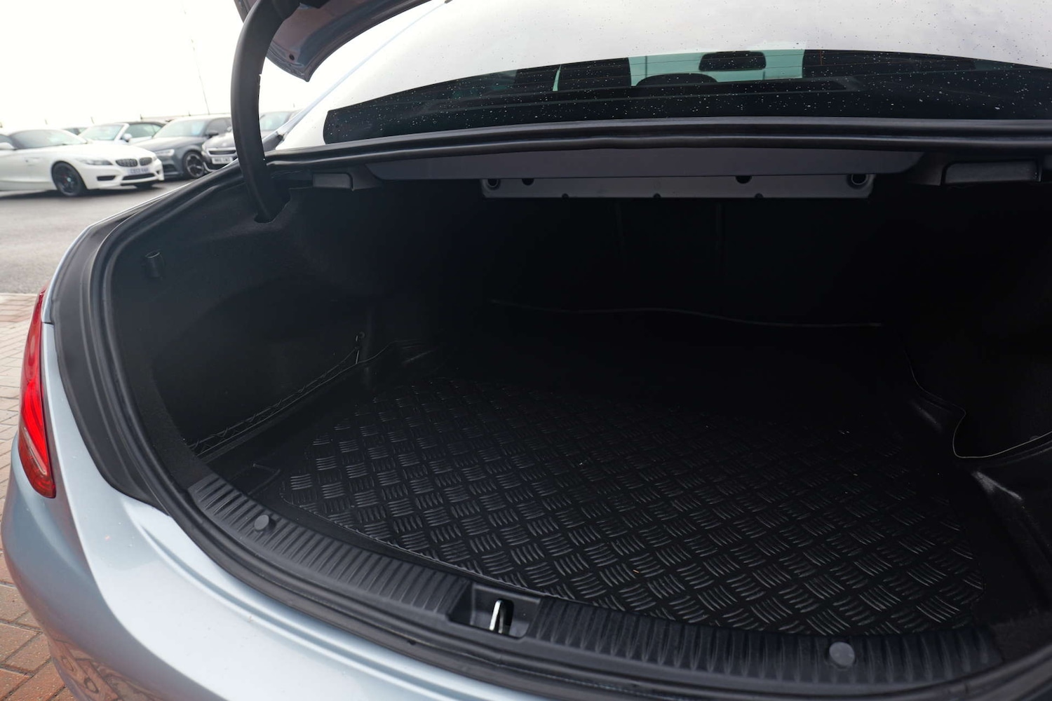 Used Mercedes-Benz C Class 2014 for sale - 76367352: Photo 21