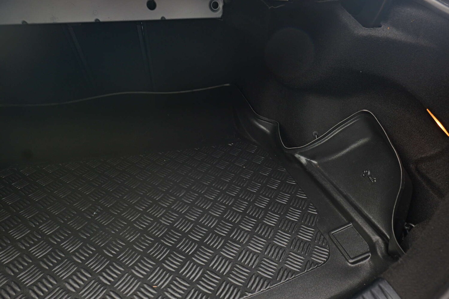 Used Mercedes-Benz C Class 2014 for sale - 76367352: Photo 22