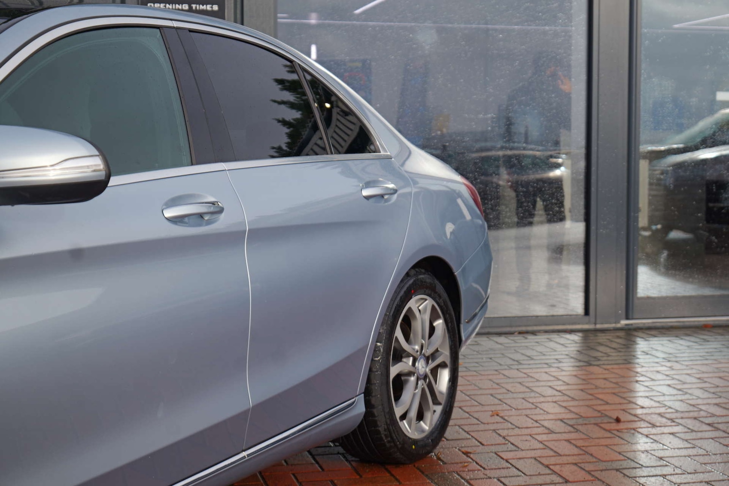 Used Mercedes-Benz C Class 2014 for sale - 76367352: Photo 3