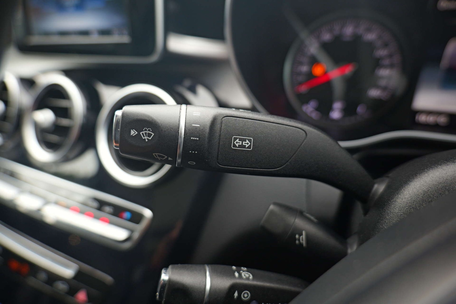 Used Mercedes-Benz C Class 2014 for sale - 76367352: Photo 49