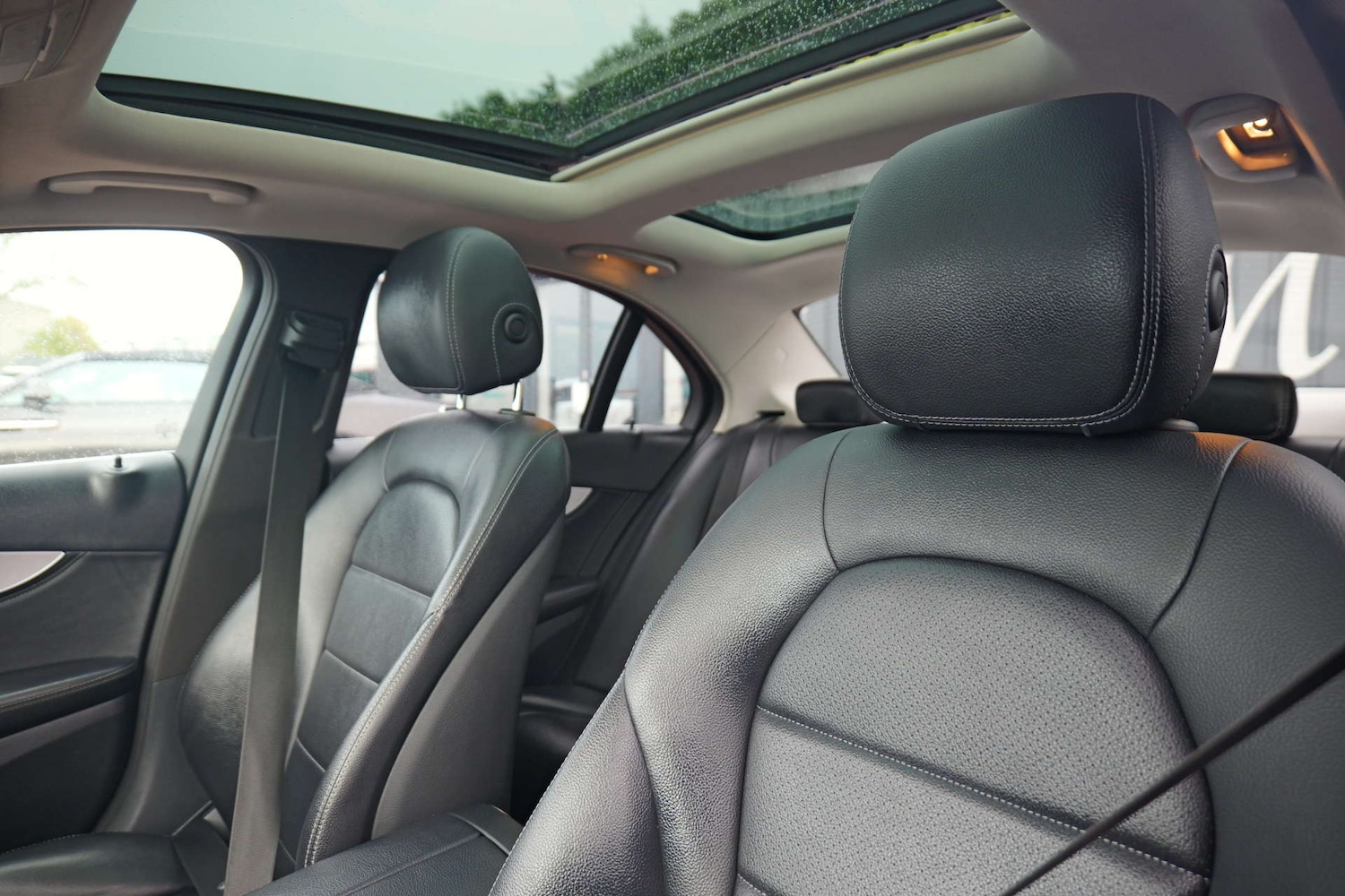 Used Mercedes-Benz C Class 2014 for sale - 76367352: Photo 78