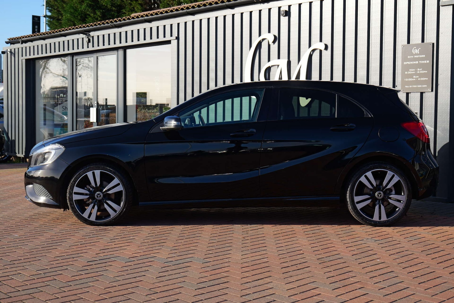 Used Mercedes-Benz A-Class 2014 for sale - 76547270: Photo 11