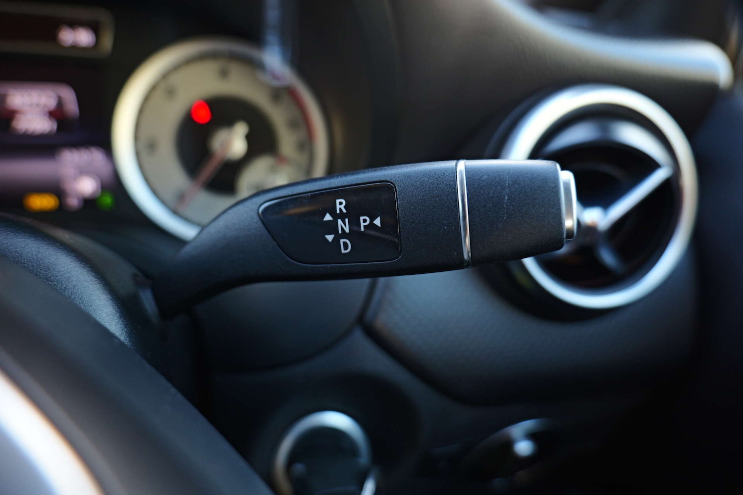 Used Mercedes-Benz A-Class 2014 for sale - 76547270: Photo 38