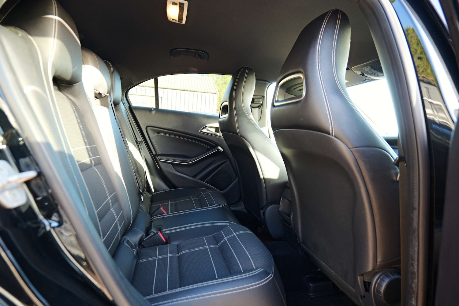 Used Mercedes-Benz A-Class 2014 for sale - 76547270: Photo 44