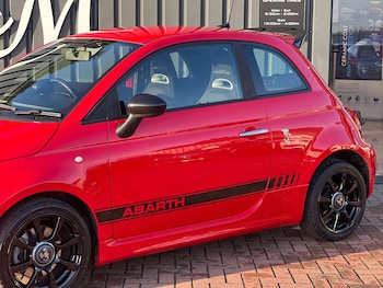 Used Abarth 595 2018 for sale - 77355531: Photo