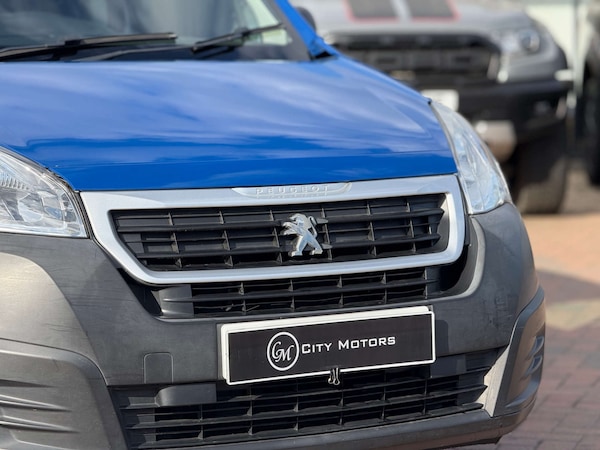 Used Peugeot Partner 2018 for sale - 74707849: Photo 28