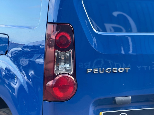 Used Peugeot Partner 2018 for sale - 74707849: Photo 34