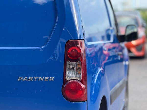 Used Peugeot Partner 2018 for sale - 74707849: Photo 36