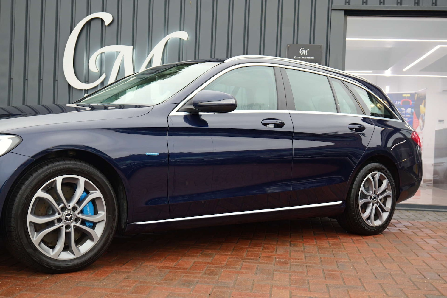 Used Mercedes-Benz C Class 2017 for sale - 77170357: Photo 2