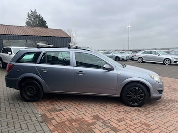 Used Vauxhall Astra 2014 for sale - 77299425: Photo