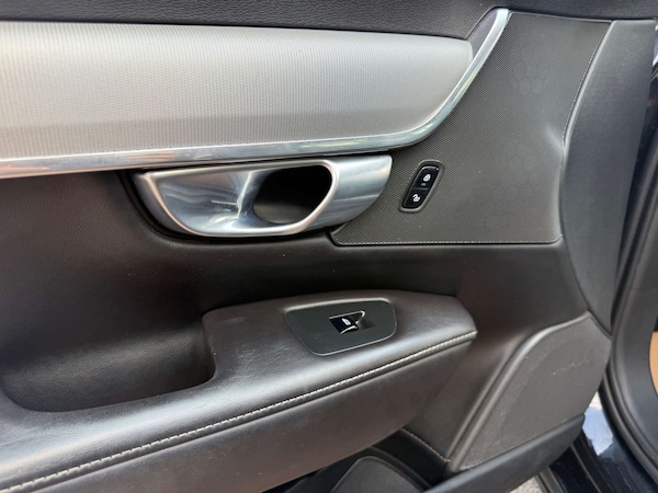 Used Volvo S90 2017 for sale - 75556377: Photo 83