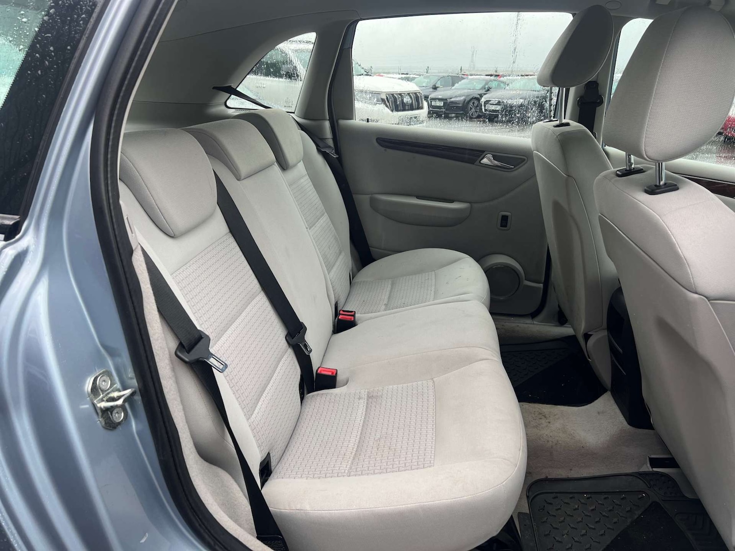 Used Mercedes-Benz B Class 2010 for sale - 77542727: Photo 4