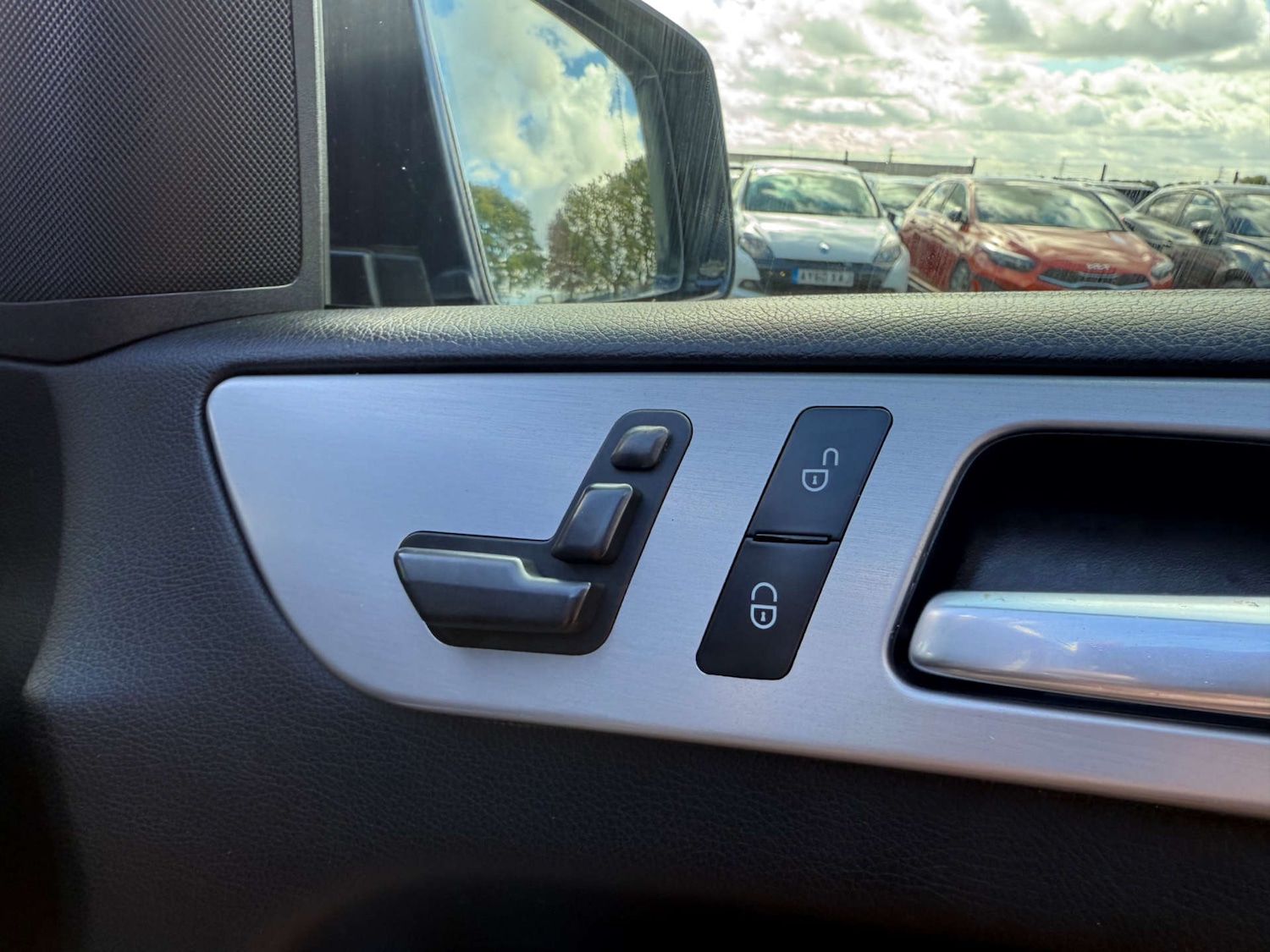 Used Mercedes-Benz M Class 2013 for sale - 75714247: Photo 25