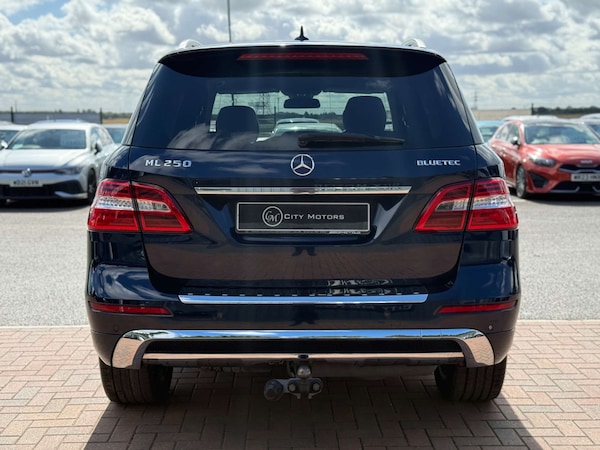 Used Mercedes-Benz M Class 2013 for sale - 75714247: Photo 7