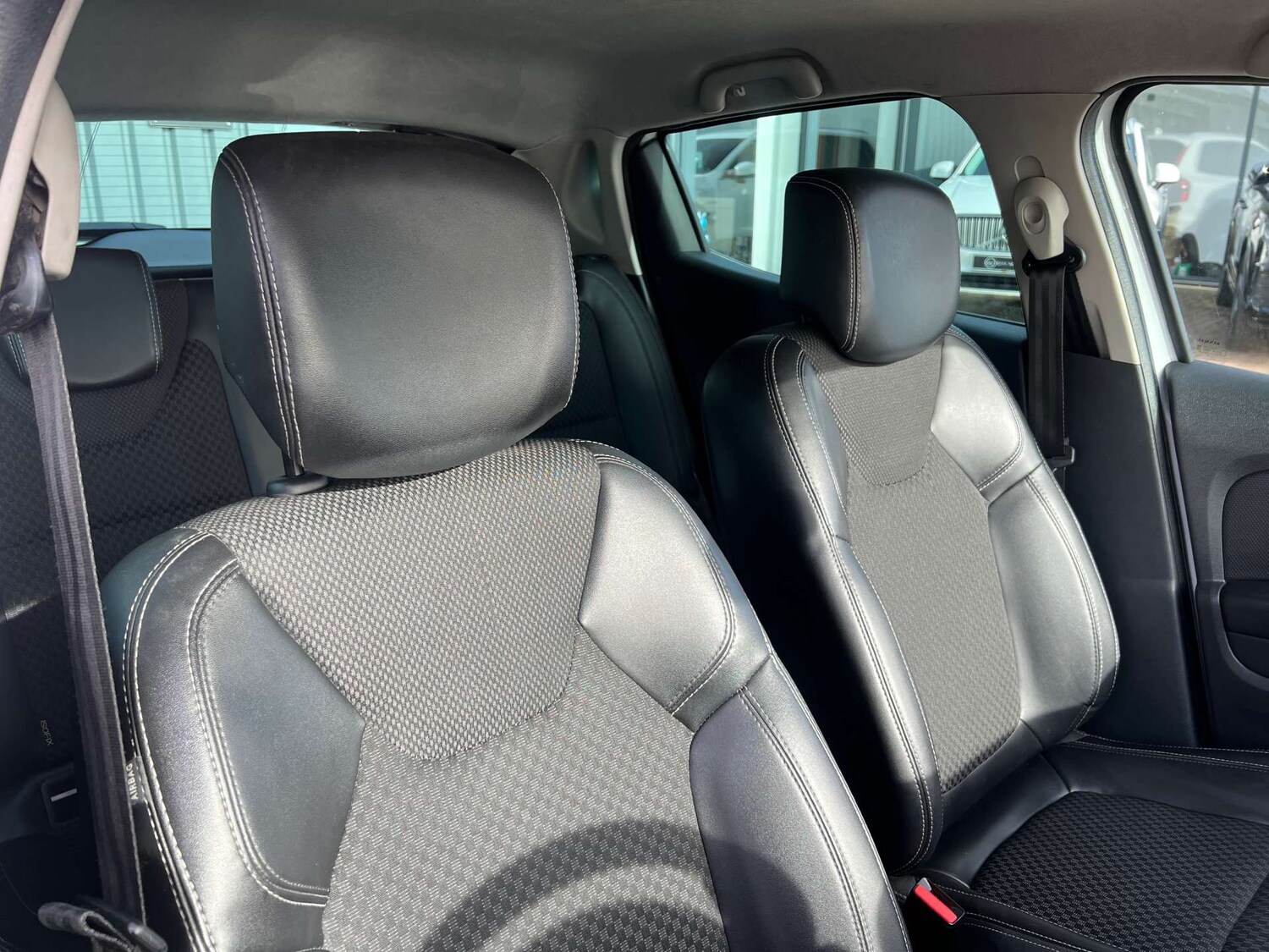 Used Renault Clio 2018 for sale - 77531909: Photo 20