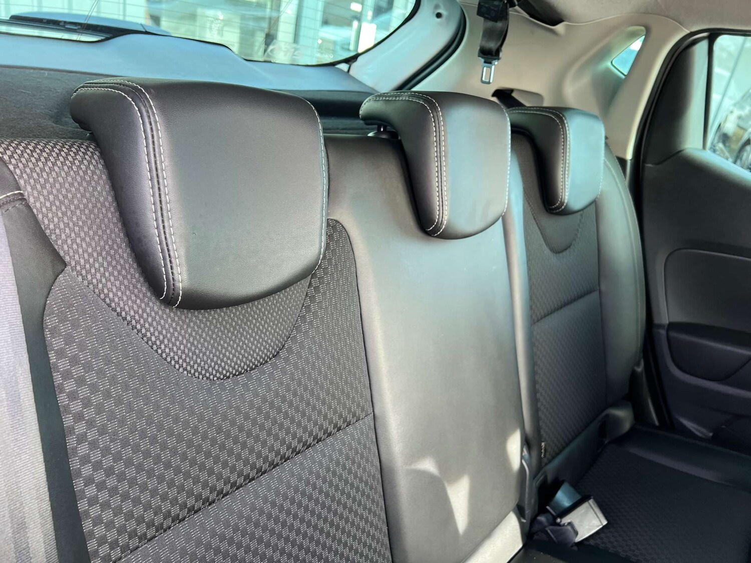 Used Renault Clio 2018 for sale - 77531909: Photo 37