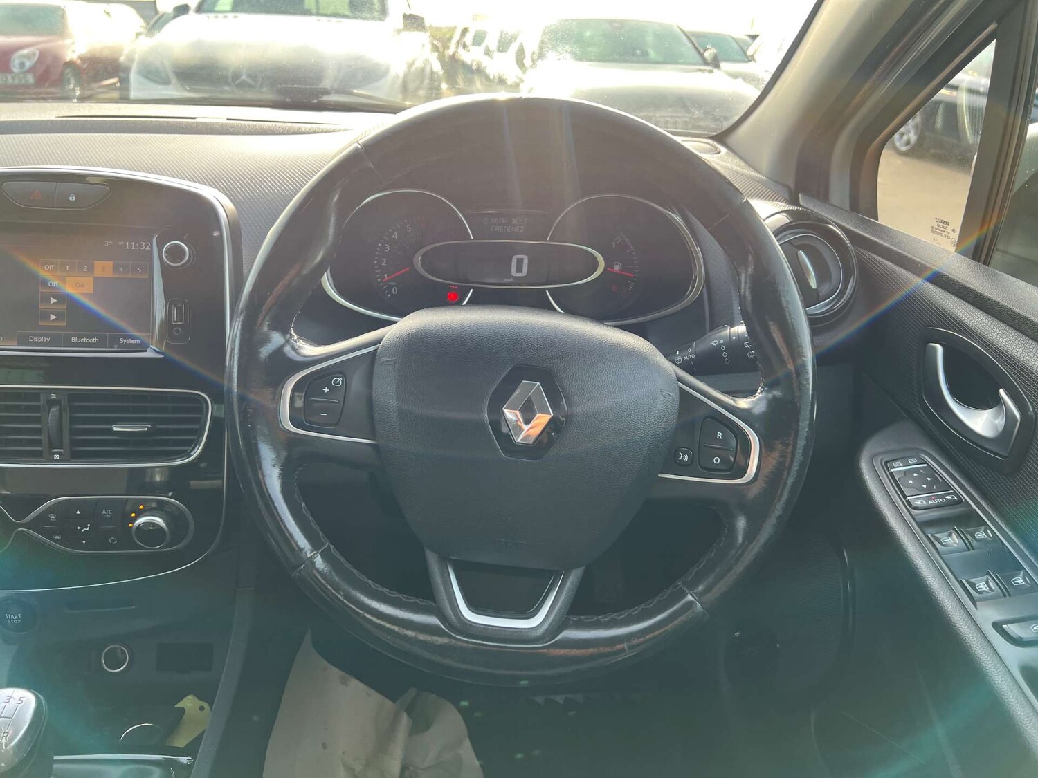 Used Renault Clio 2018 for sale - 77531909: Photo 41