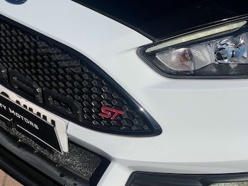 Used Ford Focus 2012 for sale - 77889965: Photo