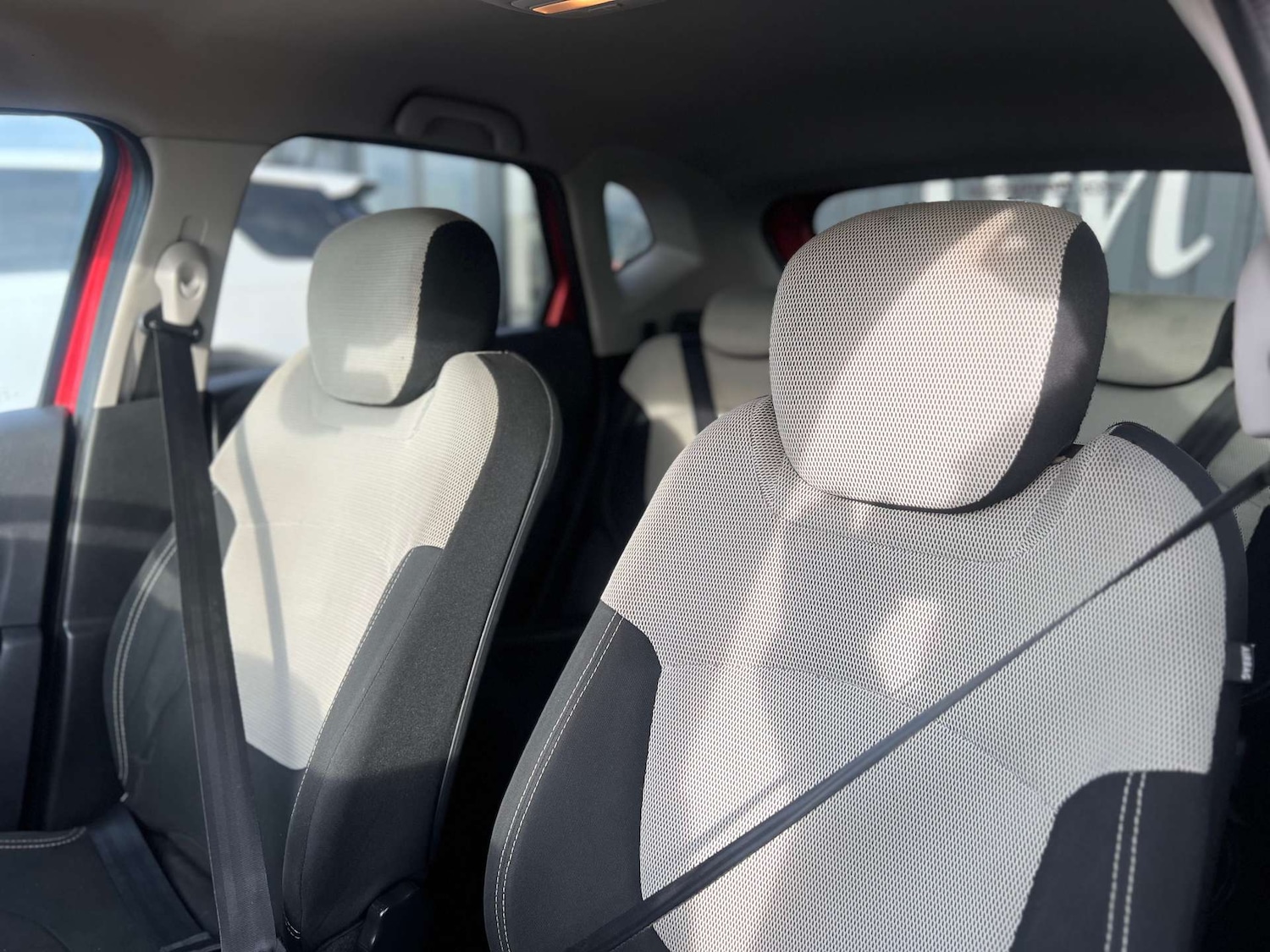 Used Renault Captur 2018 for sale - 77470129: Photo 38