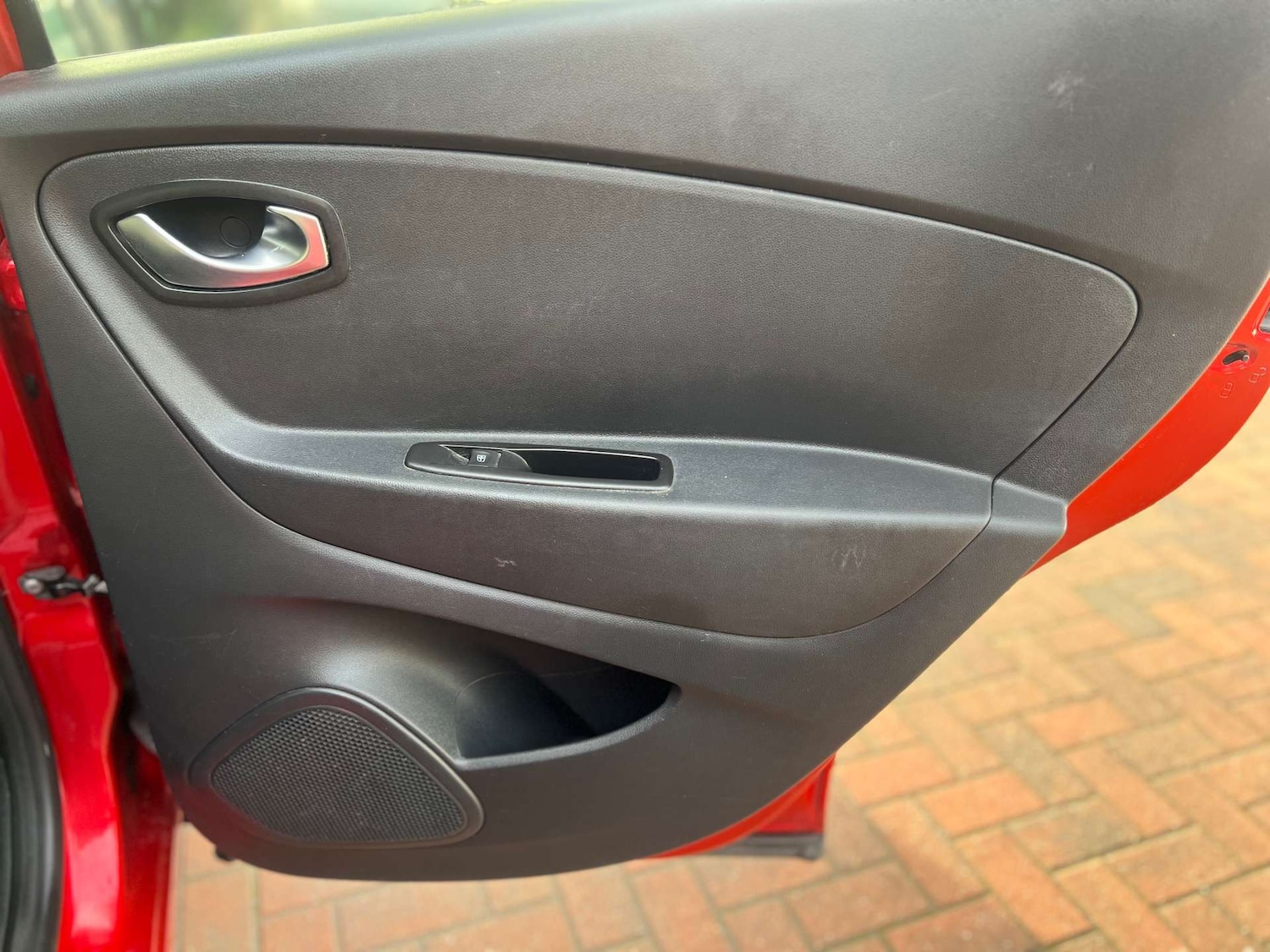 Used Renault Captur 2018 for sale - 77470129: Photo 42