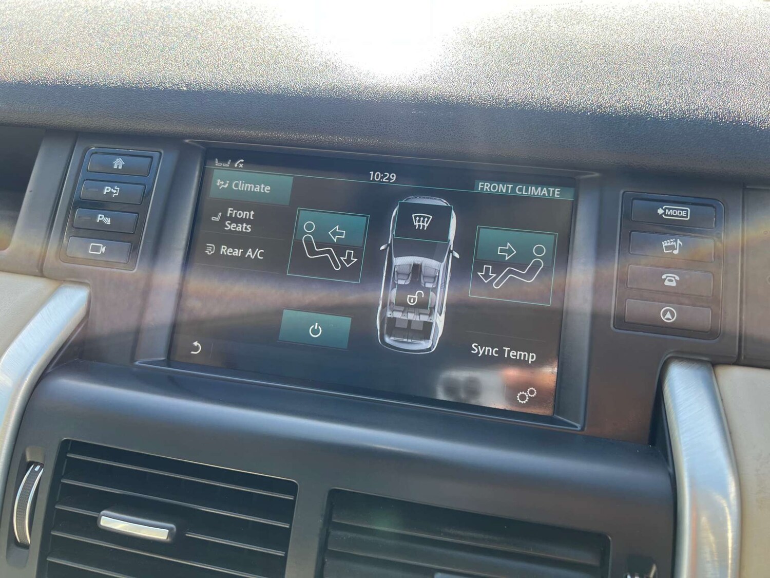 Used Land Rover Discovery Sport 2015 for sale - 78026424: Photo 26