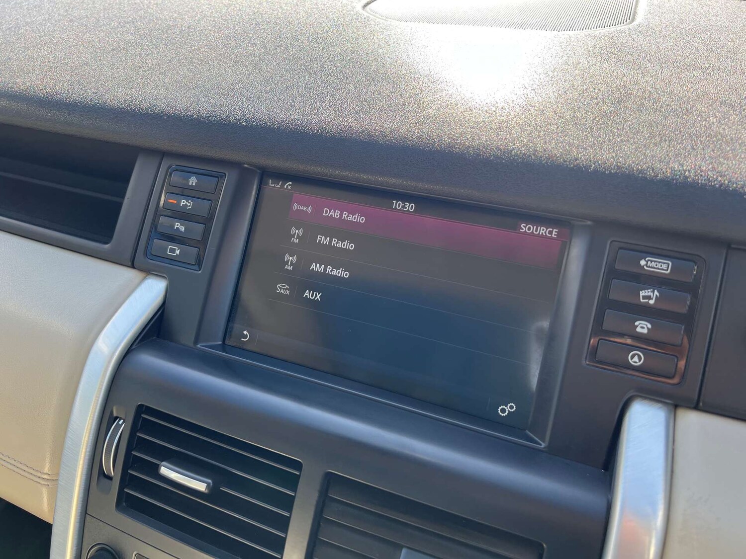 Used Land Rover Discovery Sport 2015 for sale - 78026424: Photo 28