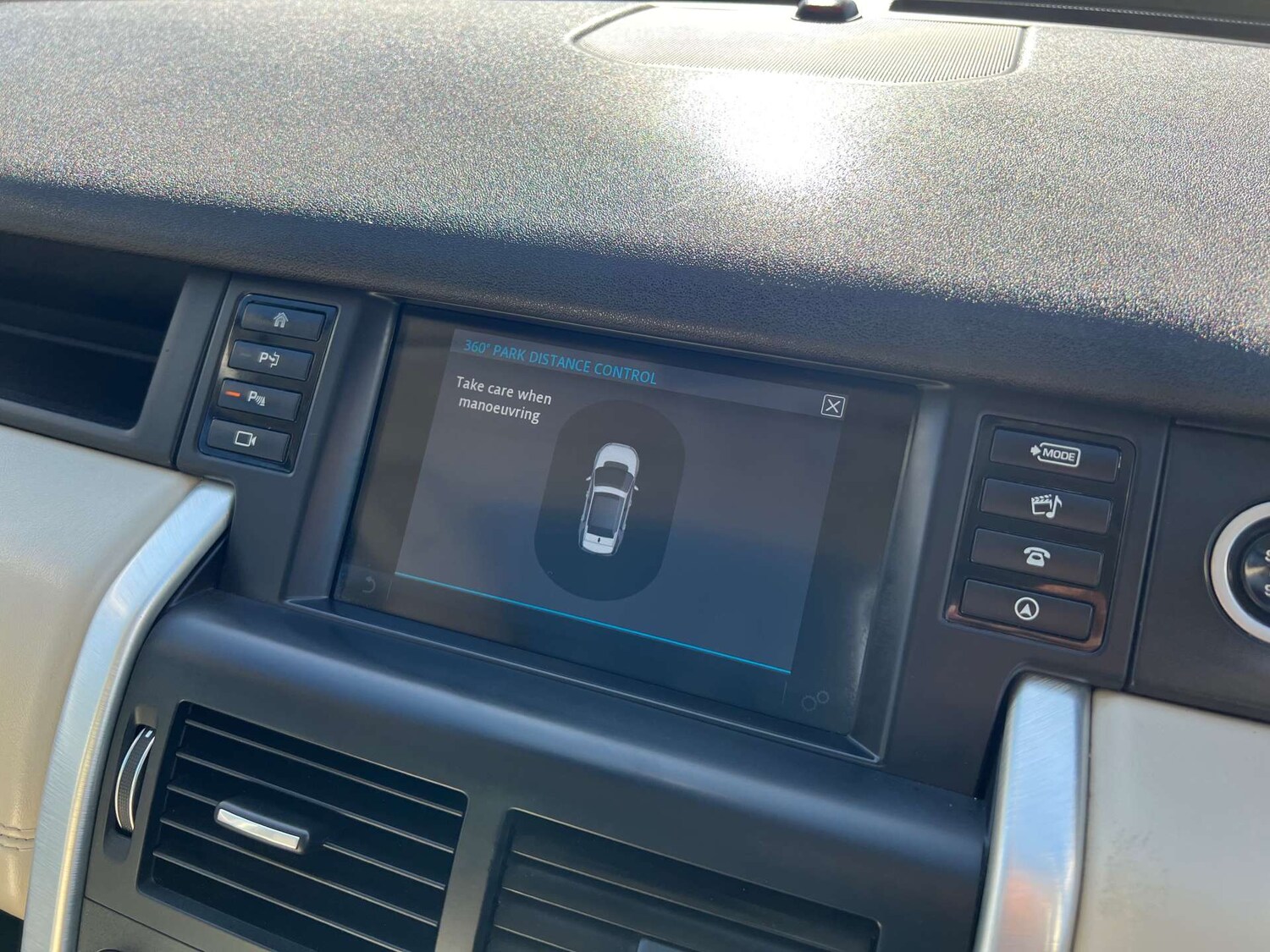 Used Land Rover Discovery Sport 2015 for sale - 78026424: Photo 30