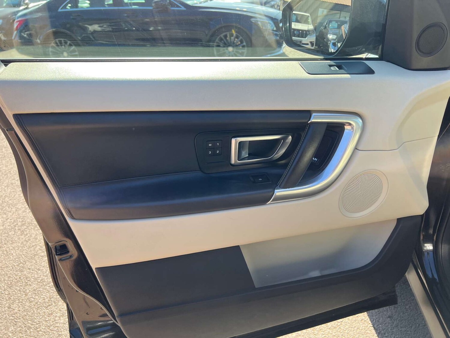 Used Land Rover Discovery Sport 2015 for sale - 78026424: Photo 53