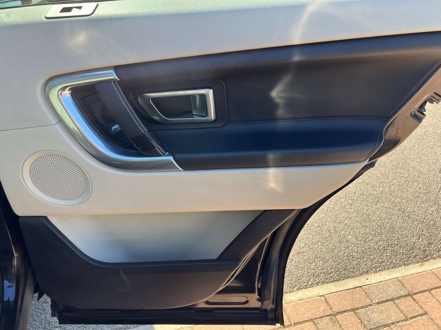 Used Land Rover Discovery Sport 2015 for sale - 78026424: Photo 61