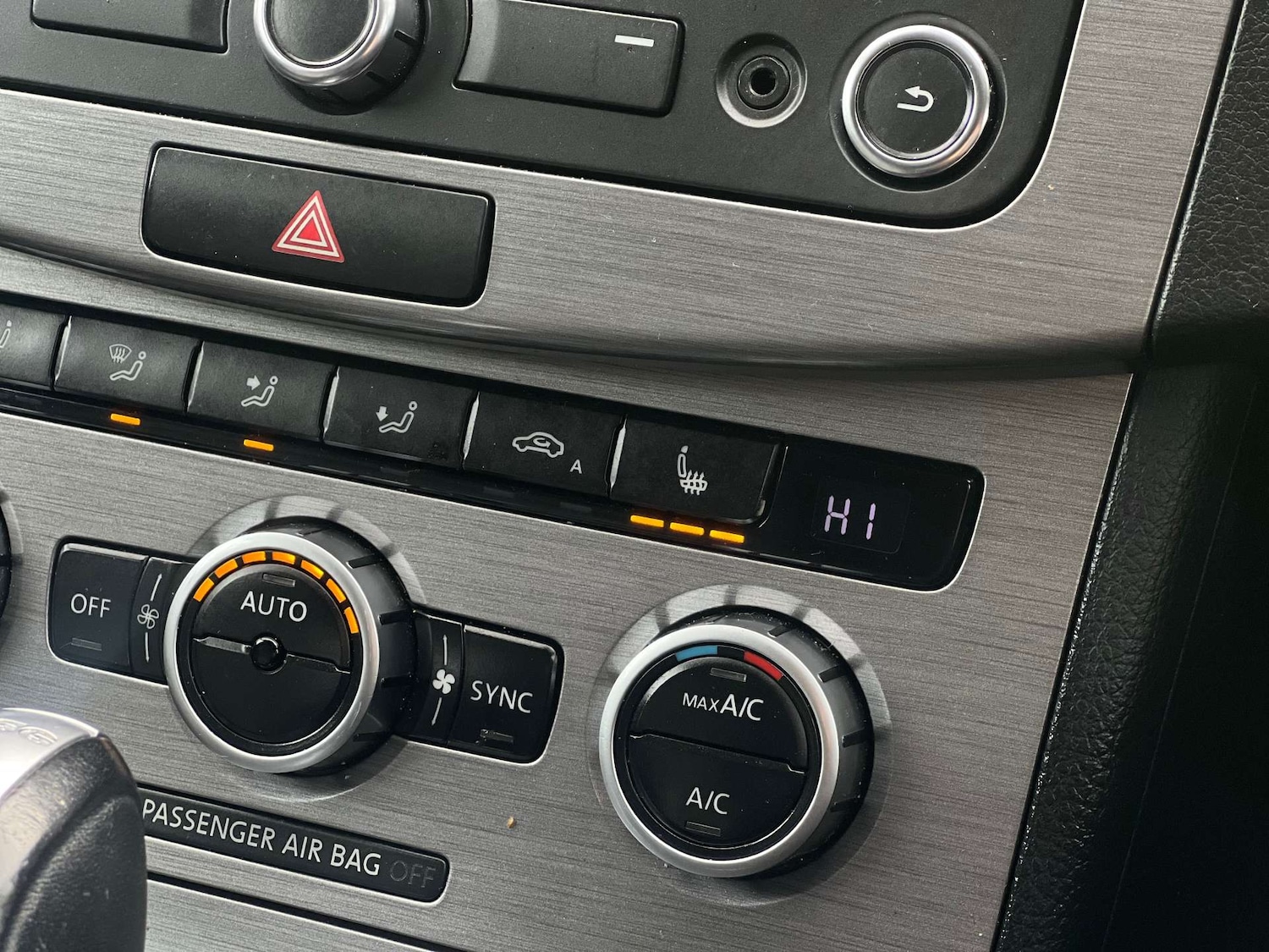 Used Volkswagen Passat 2014 for sale - 77470135: Photo 27