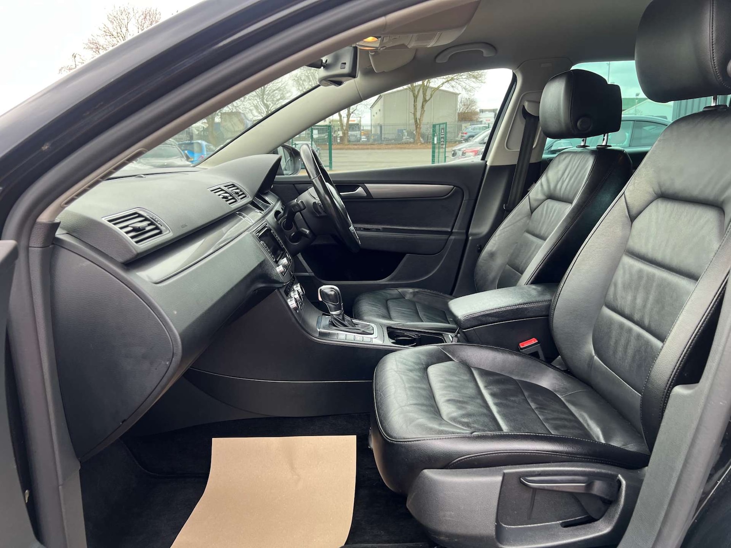 Used Volkswagen Passat 2014 for sale - 77470135: Photo 43