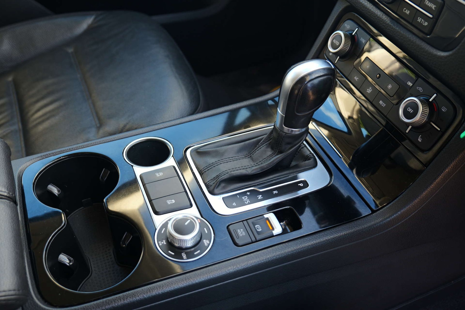 Used Volkswagen Touareg 2016 for sale - 76544301: Photo 28