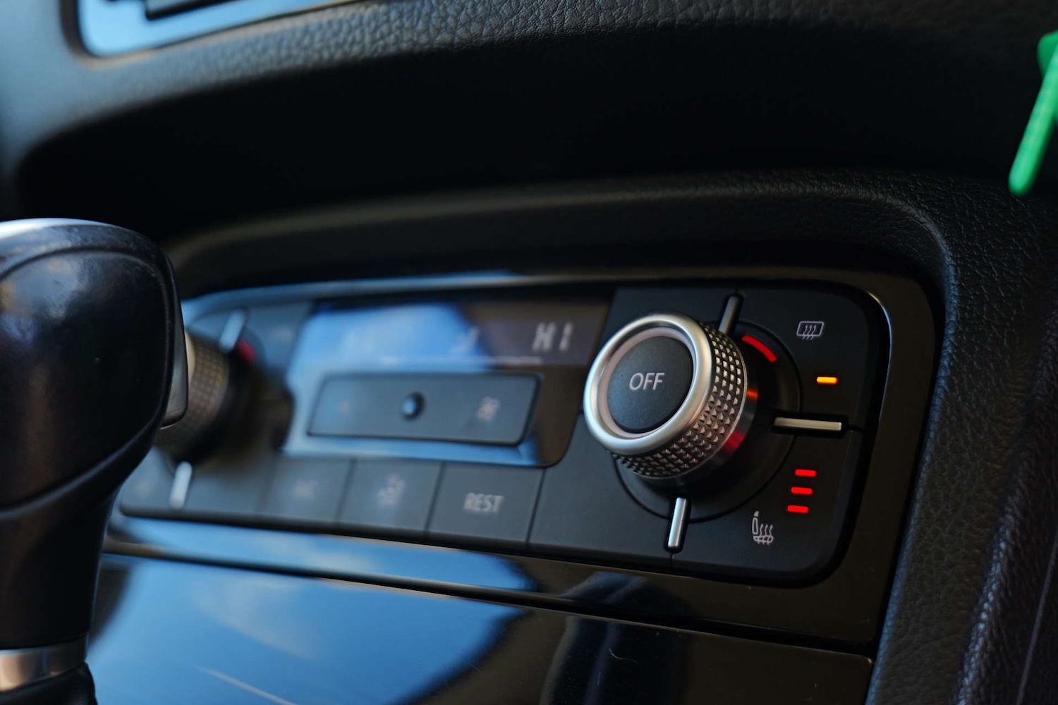 Used Volkswagen Touareg 2016 for sale - 76544301: Photo 36