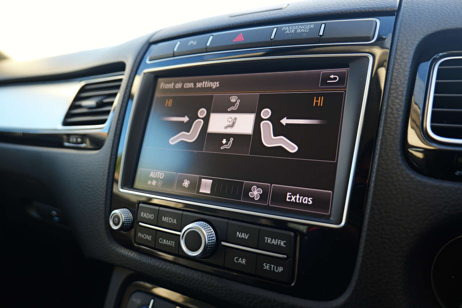 Used Volkswagen Touareg 2016 for sale - 76544301: Photo 39