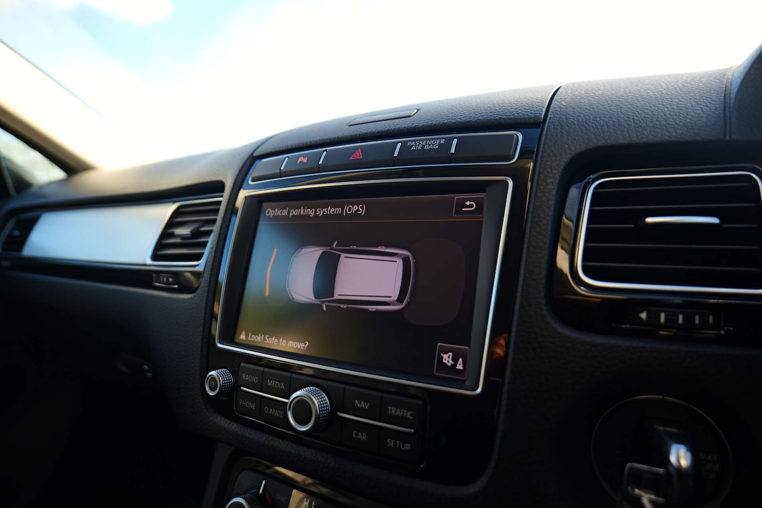 Used Volkswagen Touareg 2016 for sale - 76544301: Photo 40