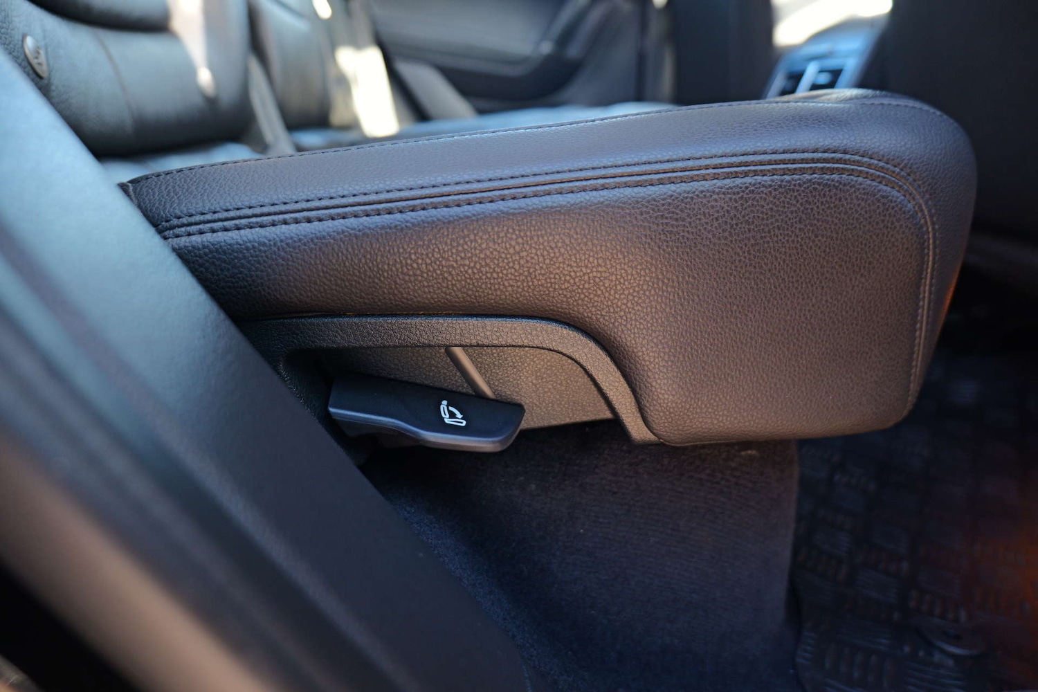 Used Volkswagen Touareg 2016 for sale - 76544301: Photo 55